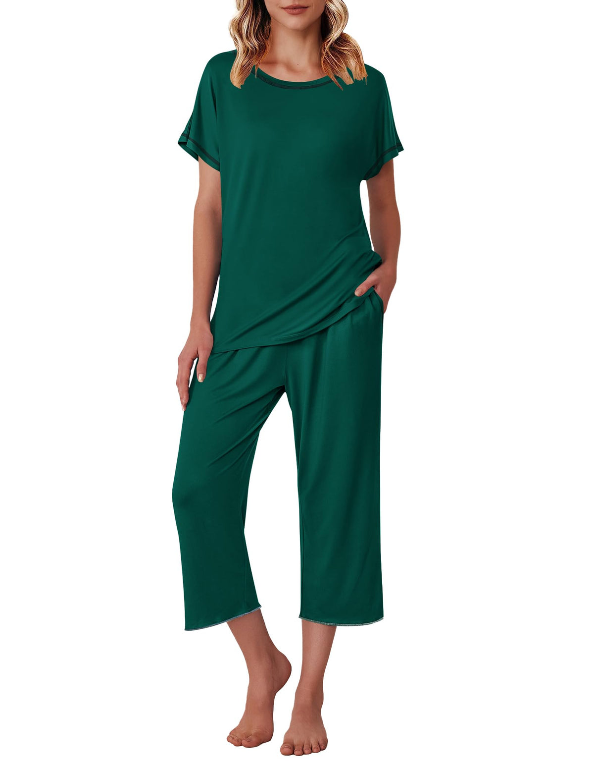 Ekouaer Womens Capri Pajama Sets Print Short Sleeve Sleepwear Top and Pants
