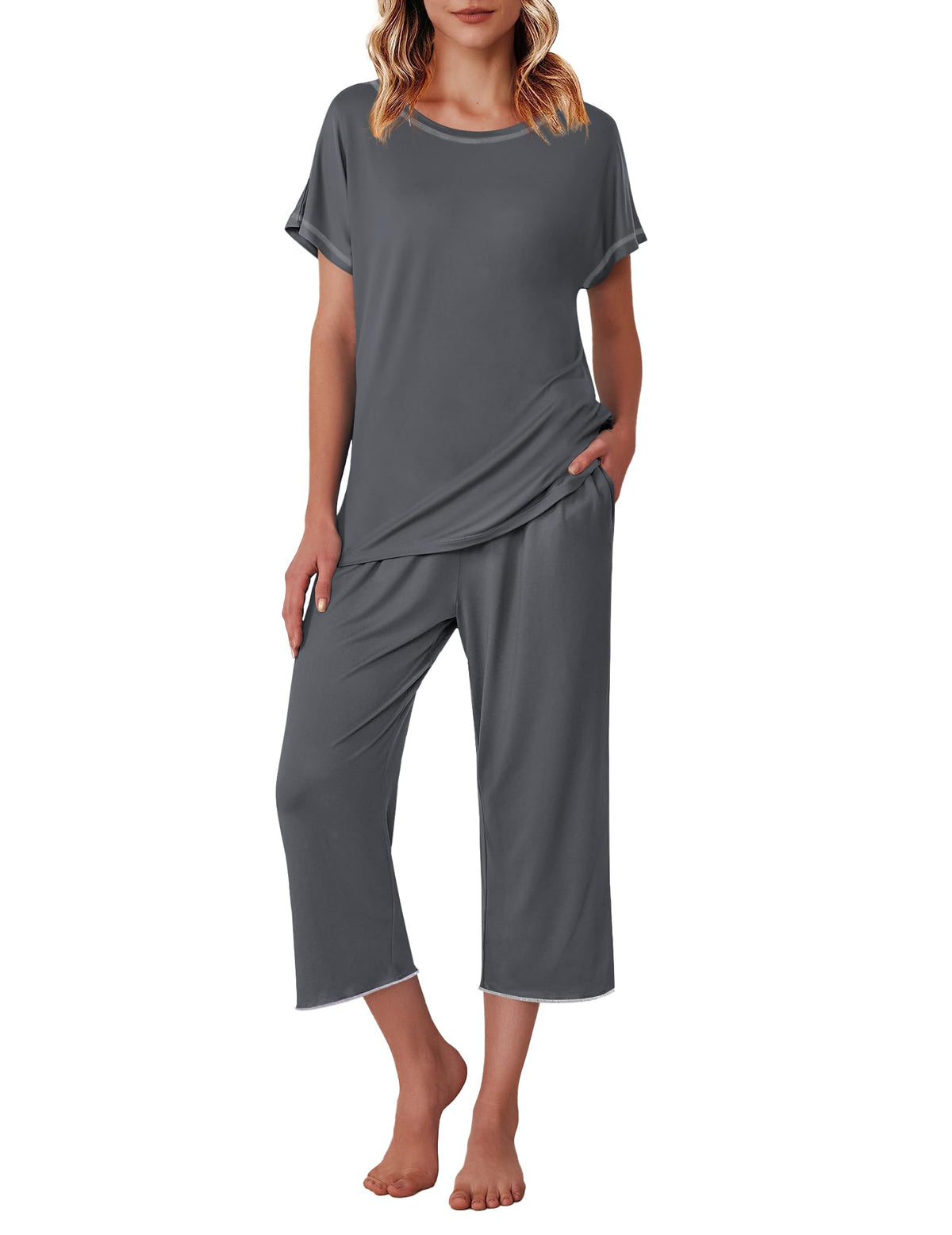Ekouaer Womens Capri Pajama Sets Print Short Sleeve Sleepwear Top and Pants