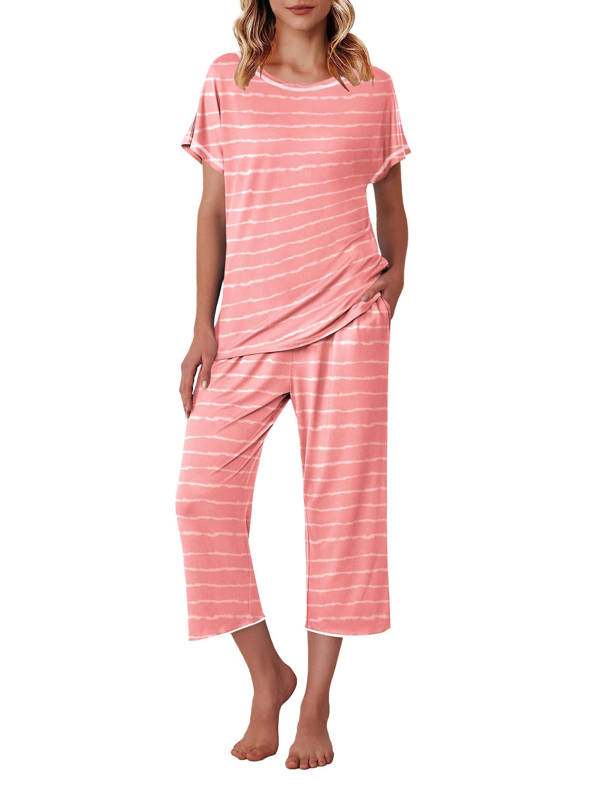 Ekouaer Womens Capri Pajama Sets Print Short Sleeve Sleepwear Top and Pants