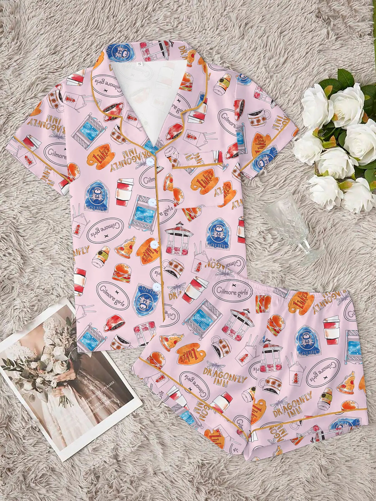 Women's Stars Hollow Gilmore Girls Comfortable Loungewear & Sleepwear Set, Comfy Lounge Set, Two-Piece Short Sleeve Top & Elastic Shorts for All Seasons, Idea Gift