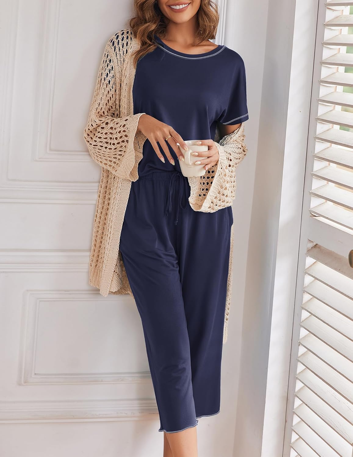 Ekouaer Womens Capri Pajama Sets Print Short Sleeve Sleepwear Top and Pants