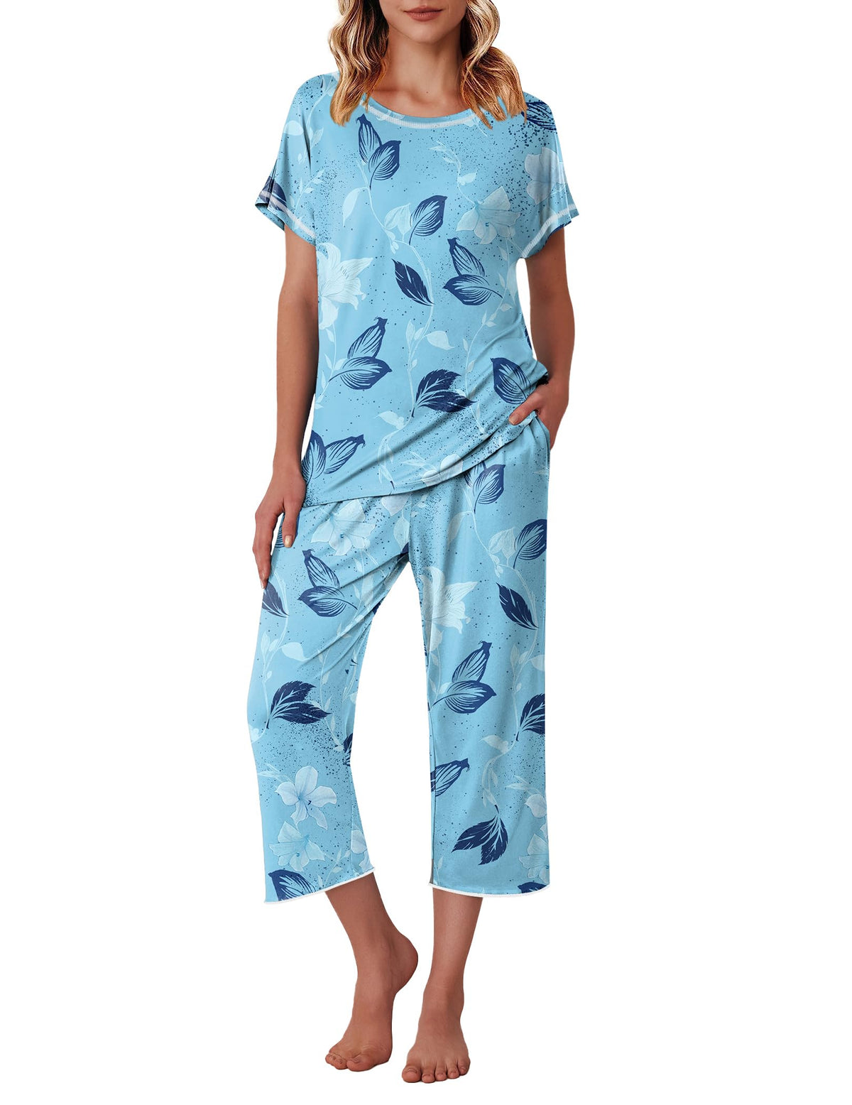 Ekouaer Womens Capri Pajama Sets Print Short Sleeve Sleepwear Top and Pants