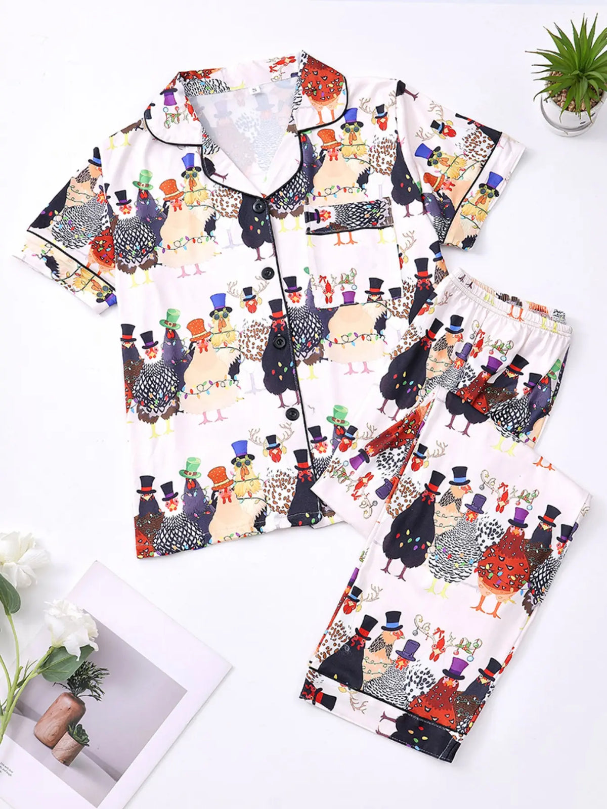 Women's Cartoon Print Pajama Set, Comfortable Short Sleeve Shirt Top & Elastic Waist Pants, Casual Nightwear for All Seasons Halloween Pjs
