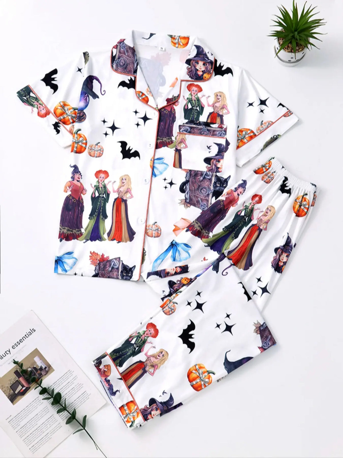 Women's Cartoon Print Pajama Set, Comfortable Short Sleeve Shirt Top & Elastic Waist Pants, Casual Nightwear for All Seasons Halloween Pjs